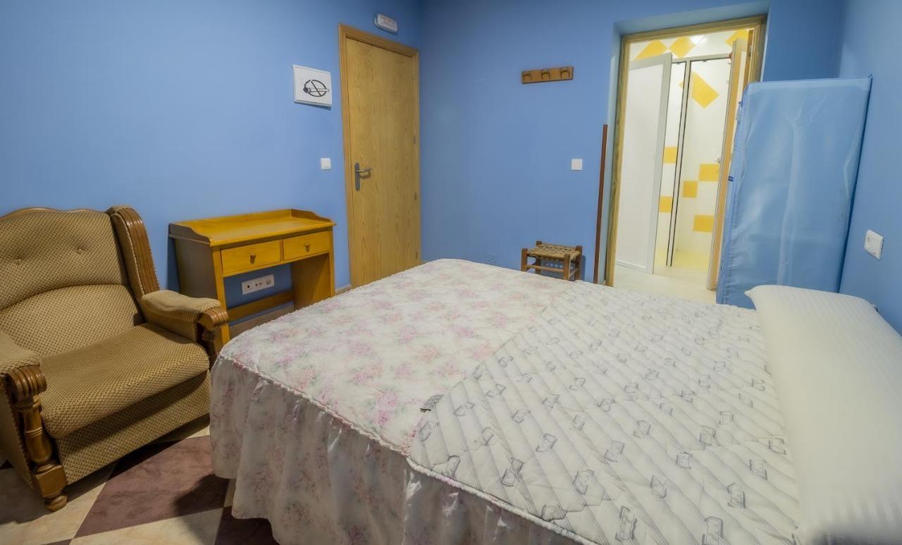 Albergue Rojo Plata Torremegia ภายนอก รูปภาพ