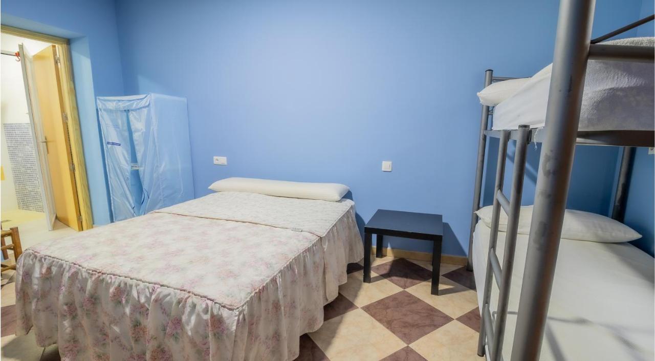 Albergue Rojo Plata Torremegia ภายนอก รูปภาพ