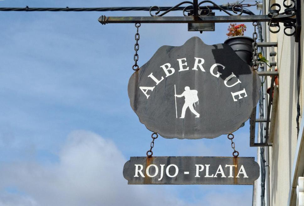 Albergue Rojo Plata Torremegia ภายนอก รูปภาพ